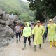 Tinjau Korban Banjir Bandang Humbahas, Semua Perlu Siaga