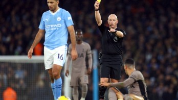 Simon Hooper, Wasit Problematik yang Memicu Murka Erling Haaland
