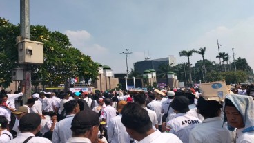 Lalu Lintas Menuju Slipi Dialihkan Imbas Demo Apdesi di DPR