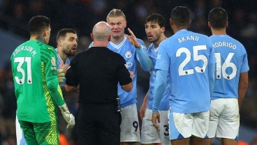 Manchester City Dijatuhi Hukuman Buntut Protes Para Pemain ke Wasit, Haaland Selamat