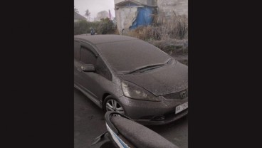 Hujan Abu Masih Terjadi di Agam Imbas Erupsi Marapi