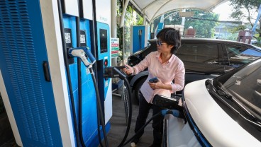 Jelajah EV 2023: Cara Cek Lokasi SPKLU Terdekat Buat Isi Baterai Mobil Listrik