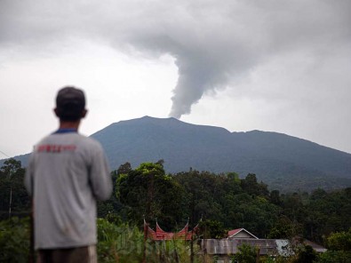 Hingga Hari Keempat Gunung Marapi Sumbar Masih Mengalami Erupsi