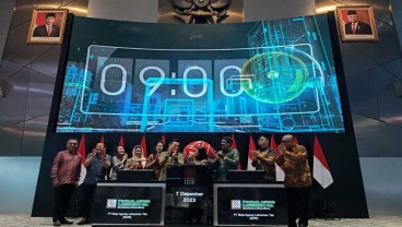 Perdana Diperdagangkan, Saham Maja Agung Latexindo (SURI) Dibuka Labil