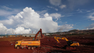 Foto-Foto Harita Nickel Manfaatkan Limbah Dari Smelter HPAL Untuk Menutup Lubang Bekas Tambang