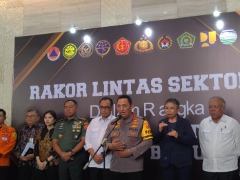 Menhub Budi Karya Sebut Arus Lalu Lintas Naik 43 Persen pada Libur Nataru 2023