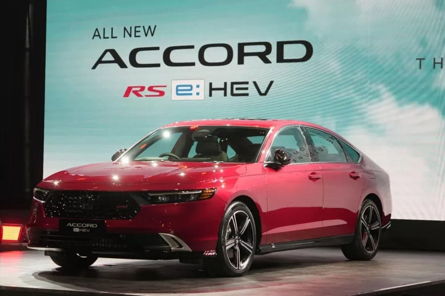 Cek! Spesifikasi Honda Accord RS e:HEV, Harga Nyaris Rp1 Miliar