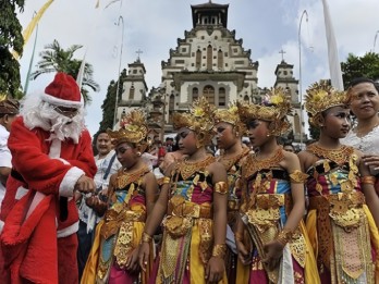 15 Tradisi Perayaan Hari Natal di Indonesia