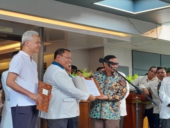 Mahfud Tak Ambil Pusing Hasil Survei Kompas Sebut Eletabilitasnya dan Ganjar Terendah