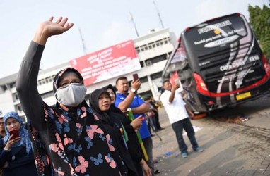 Jokowi Minta Kementerian dan Lembaga Adakan Program Mudik Gratis untuk Nataru