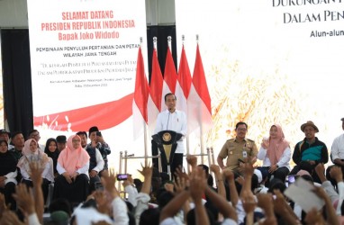 Kunker di Pekalongan, Jokowi Setujui Pembelian Pupuk Bersubsidi Pakai KTP
