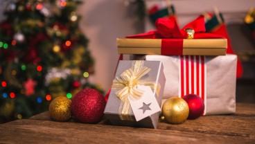 24 Rekomendasi Kado Natal 2023 untuk Pacar dan Teman