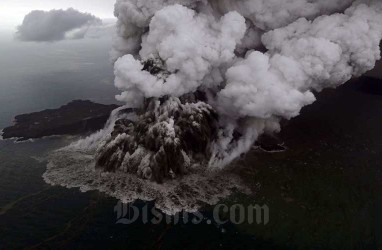 Gunung Anak Krakatau Kembali Erupsi, Semburkan Abu Vulkanik Sekitar 200 Meter