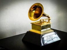 Trevor Noah Ditunjuk Jadi Pembawa Acara Grammy Awards 2024