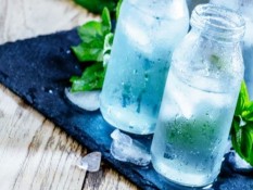 7 Manfaat Minum Air Dingin, Salah Satunya untuk Detoksifikasi