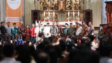 Malam Natal di Gereja Katedral Dihadiri Mahfud MD hingga Kapolri Listyo Sigit