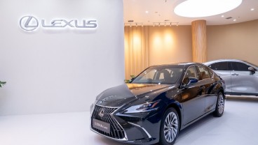 Lexus “Kondisikan” Konsumen Beralih ke Elektrik, 2025 Tanpa Mobil Konvensional