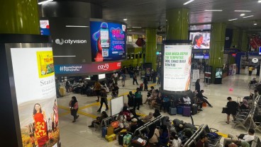 KAI: Pemudik Mulai Padati Stasiun Pasar Senen dan Gambir, Arus Balik