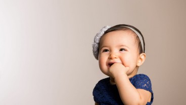 159 Nama Bayi Perempuan Jawa dan Artinya yang Bermakna