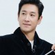 Bintang Film Parasite Lee Sun Kyun Meninggal Dunia, Diduga Bunuh Diri di Mobil