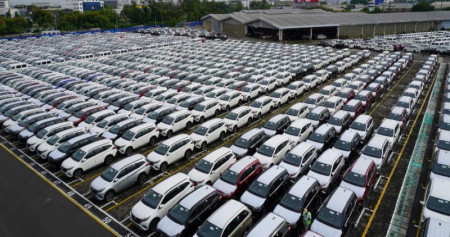 Jejeran unit produksi Astra Daihatsu Motor di fasilitas logistik pabrikan. /ADM