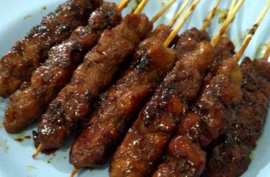 Resep Favorit untuk Malam Tahun Baru 2024, Sate Ayam hingga Jagung Bakar