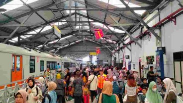 Jelang Tahun Baru, 19.892 Penumpang KA Berangkat dari Daop 8 Surabaya