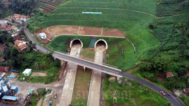 Alami Keretakan, PUPR Pastikan Terowongan Kembar Tol Cisumdawu Aman Dilalui