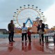 Pengunjung Saloka Theme Park Terima Kejutan Hadiah Akhir Tahun