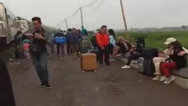 Evakuasi KA Turangga dan KA Lokal di Bandung Ditargetkan Tuntas Besok