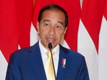 Jokowi Bertemu PM Vietnam, Targetkan Transaksi Bilateral Tembus US$15 Miliar