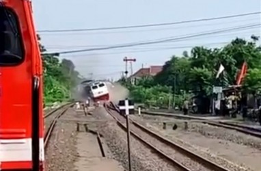 Kereta Anjlok di Stasiun Tanggulangin Sidoarjo: Sisa Dua Sarana dalam Tahap Evakuasi