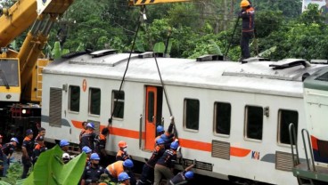 Evakuasi KA Anjlok di Tanggulangin Sidoarjo Selesai, Jalur Dilalui dengan Pengawasan