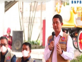 Kepala BNPB Datangi 3 Kabupaten di Riau yang Terendam Banjir