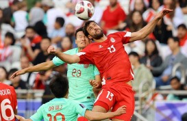 Wasit Piala Asia 2023 Kacau! Tendangan Kung Fu ke Wajah Pemain China Tak Dihukum