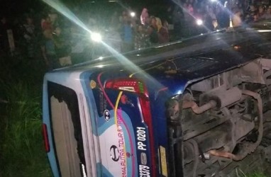 Bus Pariwisata Kecelakaan di Tol Ngawi-Solo, Ini Kronologinya