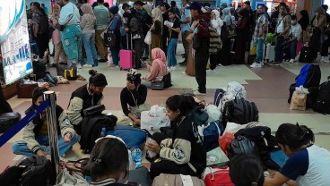 Operasional Bandara Minangkabau Ditutup Akibat Abu Vulkanik Erupsi Gunung Marapi