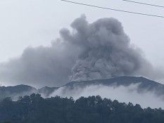 PVMBG Catat Gunung Marapi Erupsi 7 Kali, Cek Kondisi Hari Ini