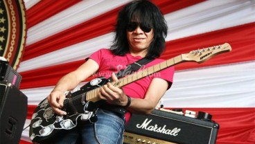 Dukung Ganjar Mahfud, Abdi Negara Gitaris Slank Mundur dari Kursi Komisaris Telkom (TLKM)