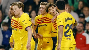 Hasil Liga Spanyol: Barcelona Bekuk Real Betis, Ferran Torres Hattrick