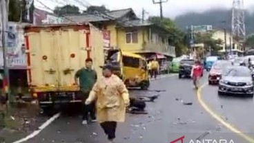 Kecelakaan Beruntun di Puncak Bogor, 14 Orang Luka