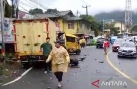 Kecelakaan Beruntun di Puncak Bogor, 14 Orang Luka
