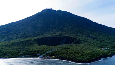 Gunung Gamalama Berstatus Level II Karena Adanya Peningkatan Aktivitas Vulkanik
