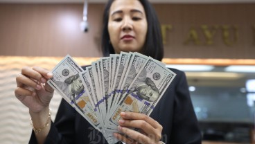 Rupiah Dibuka Lesu ke Level Rp15.705, Tertekan Sentimen The Fed