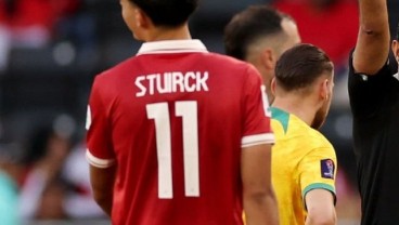 Aneh, Jersey Rafael Struick Salah Tulis Saat Lawan Australia