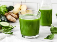 Apakah Manfaat Jus hijau dan Smoothie Baik Kesehatan Tubuh?