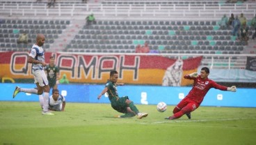 Hasil Liga 1 Persebaya vs PSIS Berakhir Tanpa Pemenang