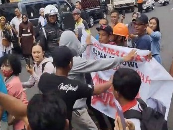 Kronologi Pendukung Ganjar Dianiaya saat Jokowi Lewat, PDIP Buka Suara