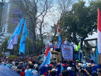 Serikat Pekerja Minta Pengganti Jokowi Cabut Omnibus Law, Sumber PHK Massal
