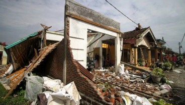 Angin Kencang di Sidoarjo Merusak Lebih dari 100 Rumah